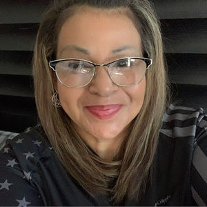 Meet your Posher, Marsha